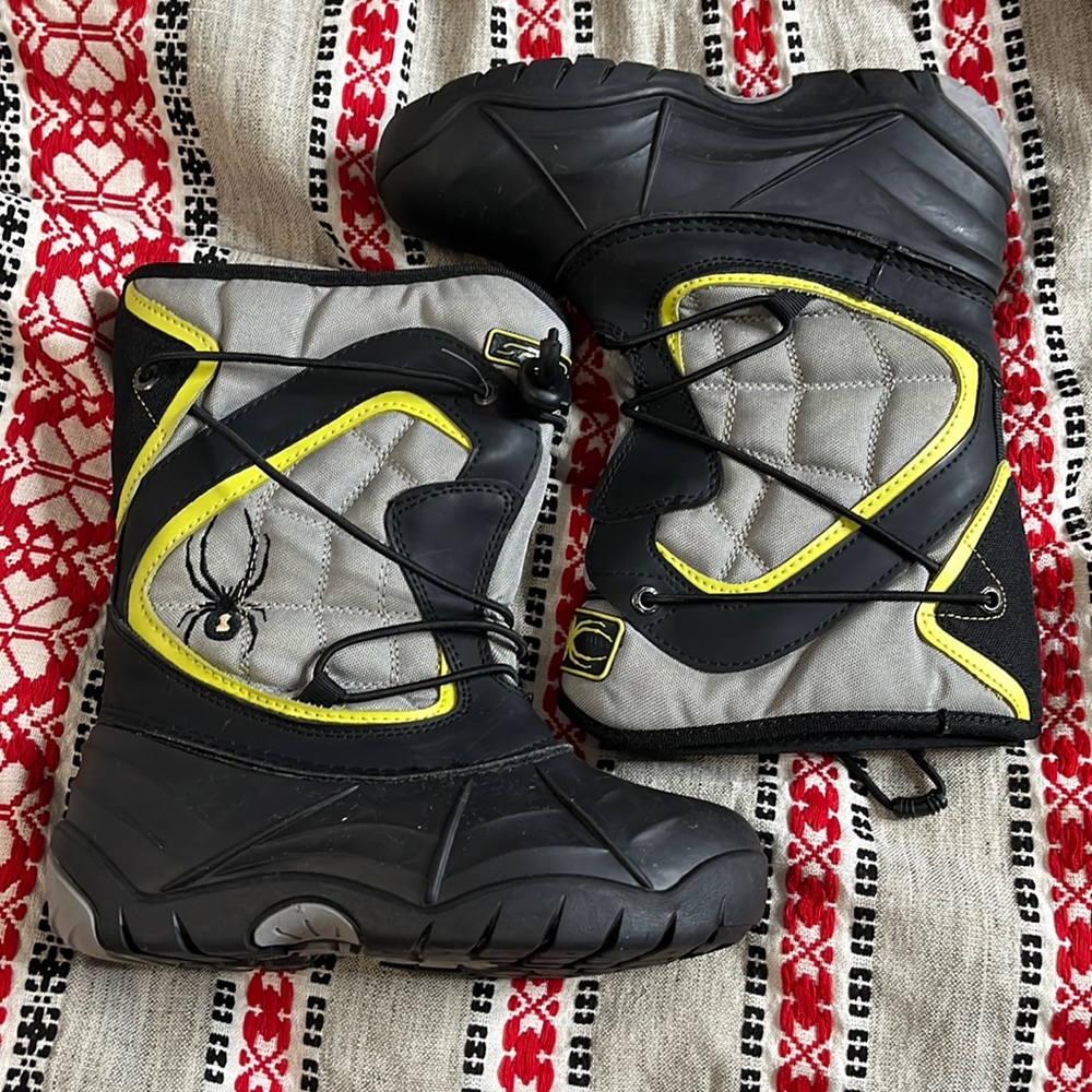Spyder twister boots kids 13 boys